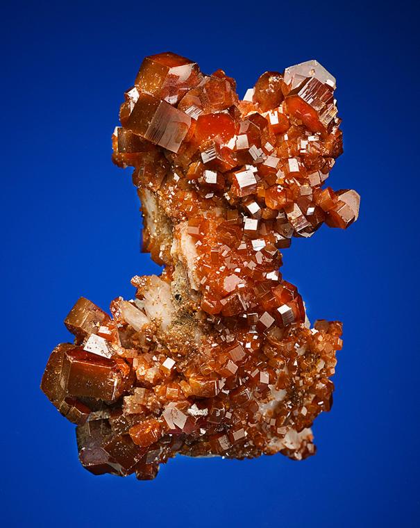 VANADINITE on BARITE